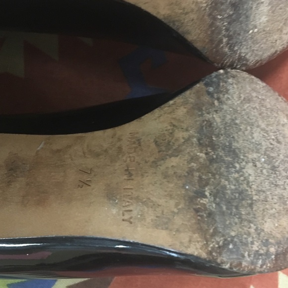 KORS Patent Leather Pumps - Picture 5 of 8